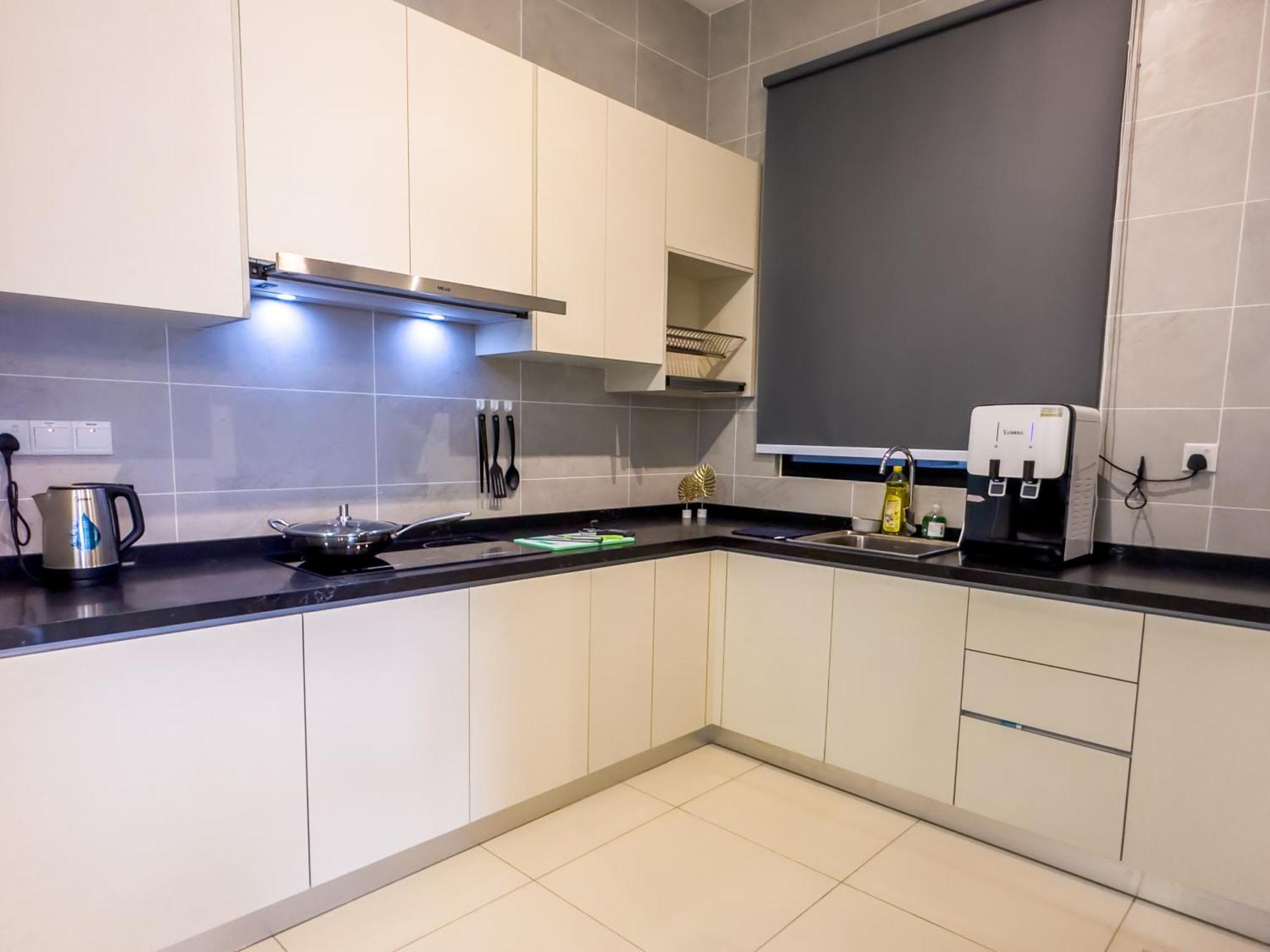 Twin Tower Residence By Nest Home【5 Mins Walk To Ciq】 Johor Bahru Exterior photo